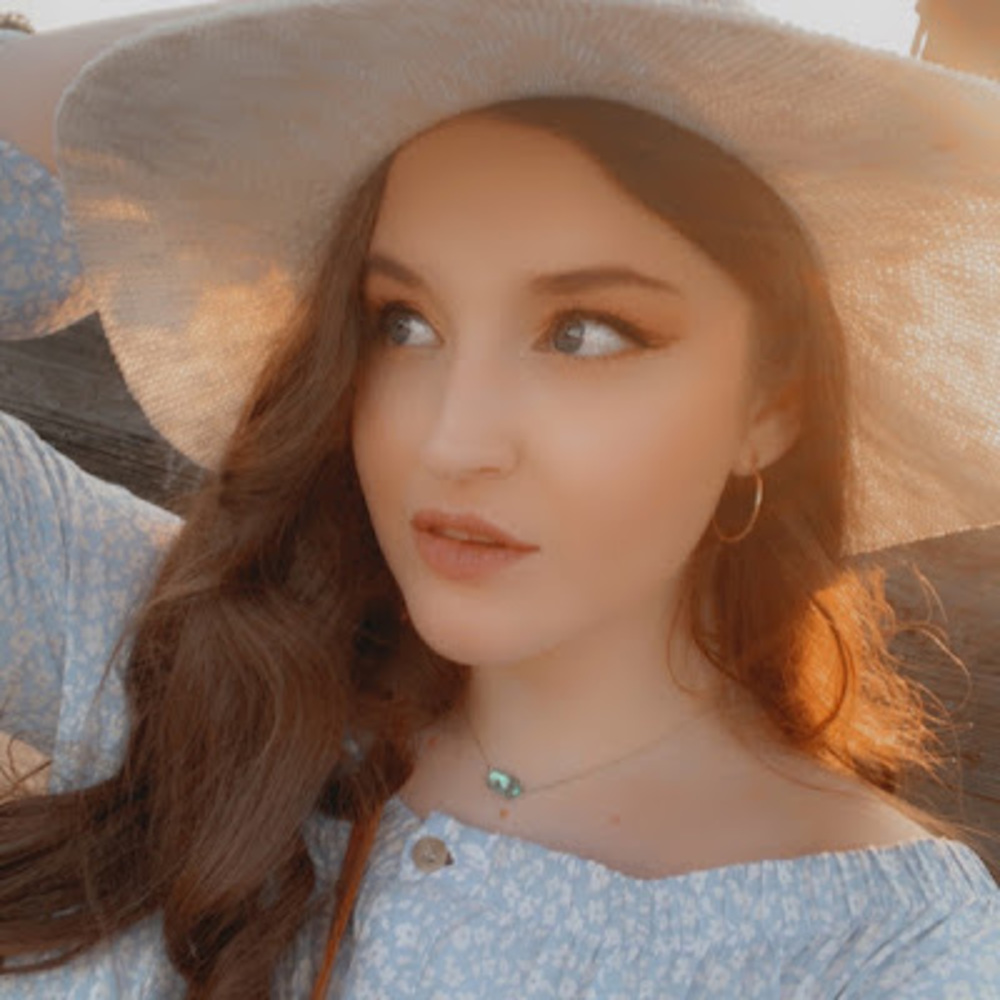 Meet your Posher, Grace